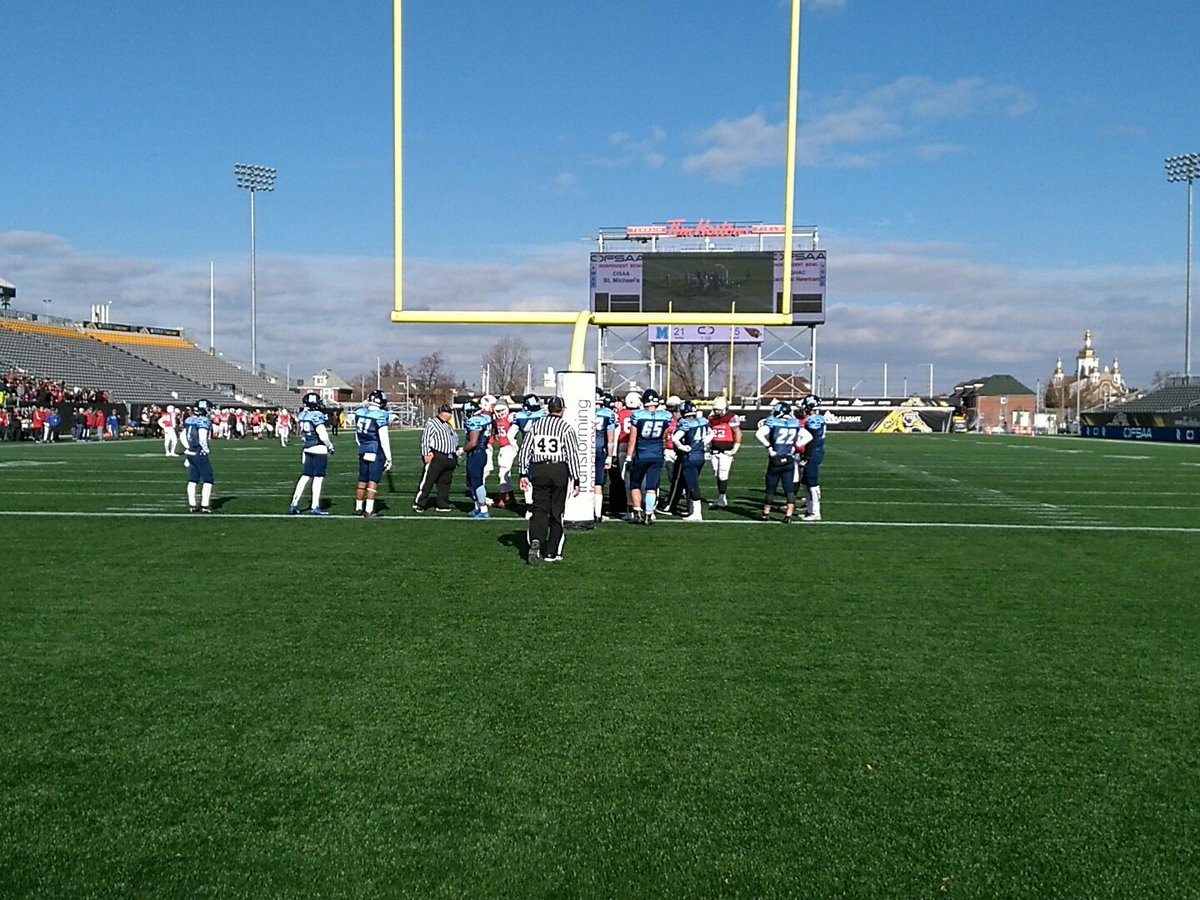 Calvin Kelly touchdown and it's now 21-17 for the Kerry Blues with just 1:06 left on the clock ....Don't go anywhere just yet! #OFSAA #CFC