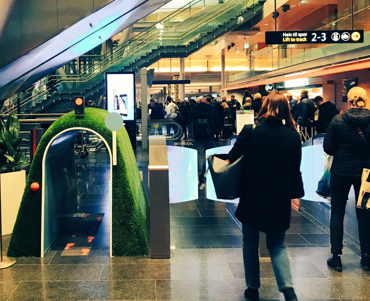 When kids can enter the train station in their own style &amp; way. Lovely touch. #ux  #experiencedesign #servicedesign #designforkids