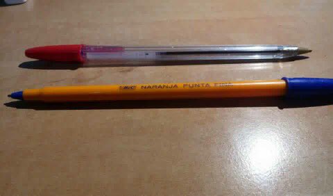 Yo fuí a EGB - Y tú, ¿eras de BIC naranja o de BIC Cristal?