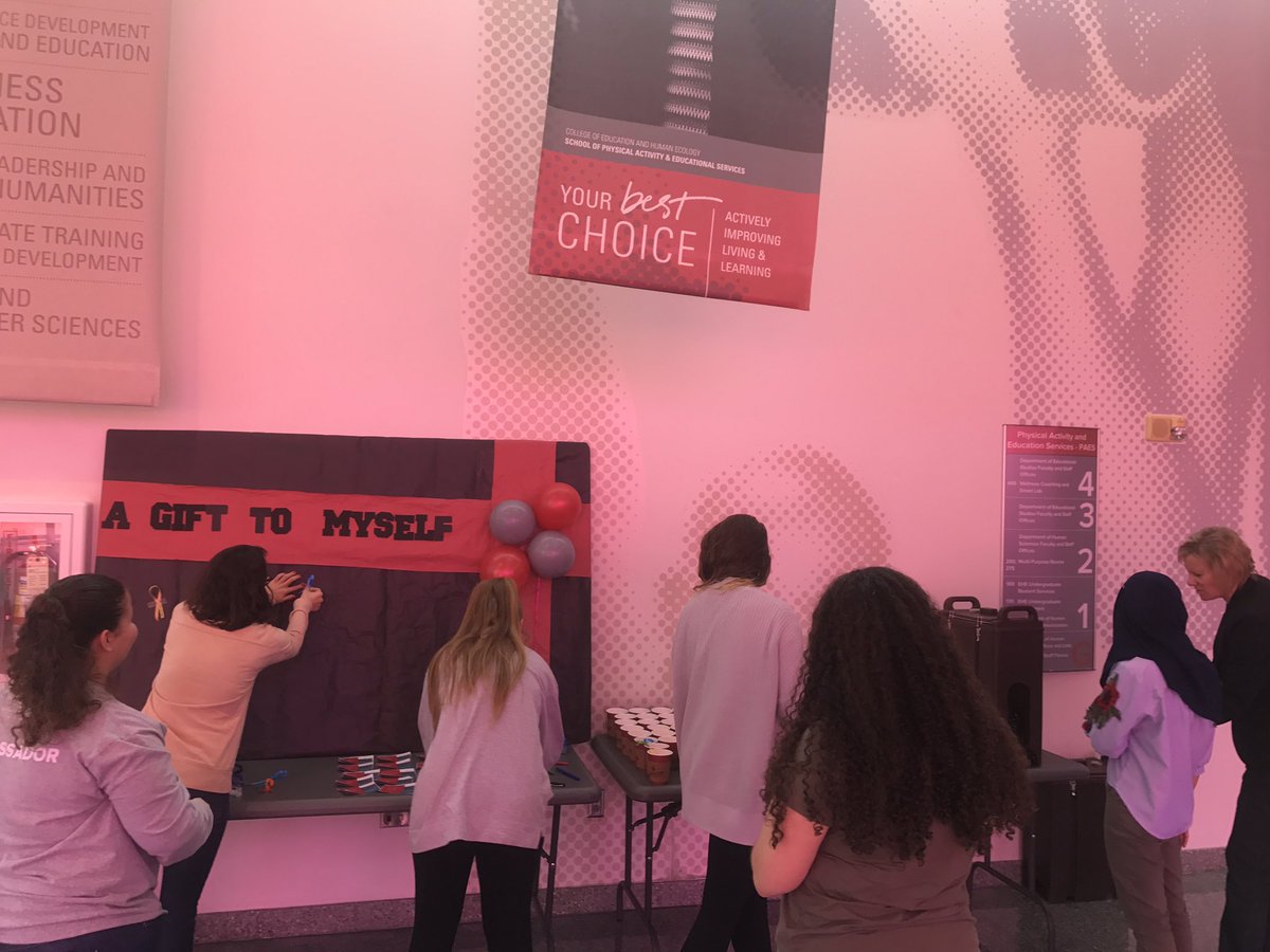 OSUREACH's tweet image. Free Hot Chocolate &amp;amp; A Gift to Myself Event right now at PAES Lobby☕️