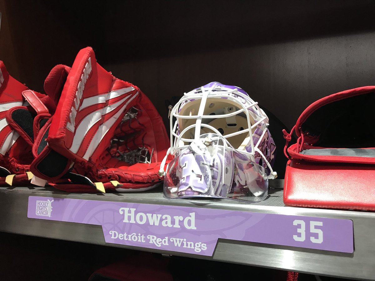 Lavender nameplates for #HockeyFightsCancer. #WingsFightCancer https://t.co/PGvKguP8x0