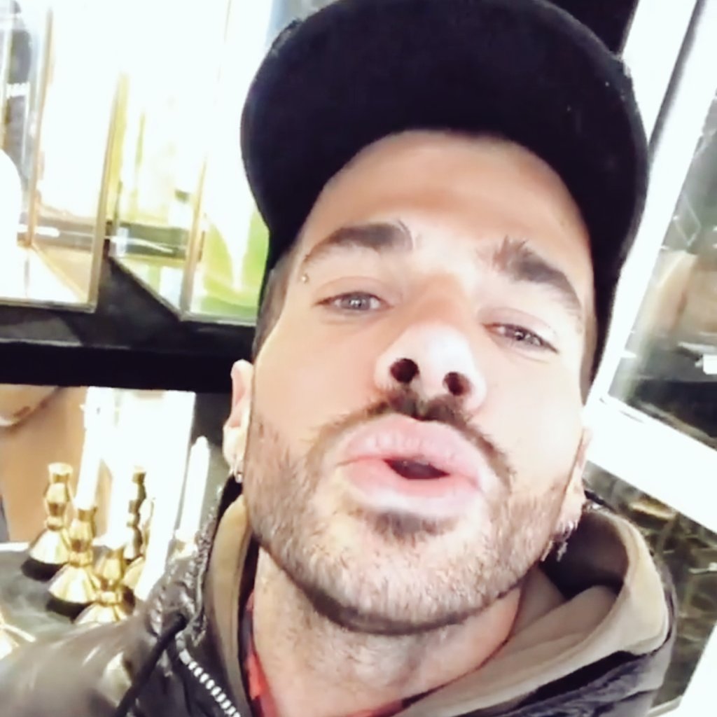 norahsredrose's tweet photo. #Jesuisclaudiosona #Prayforclaudio 
#clario https://t.co/sYs80WudVv