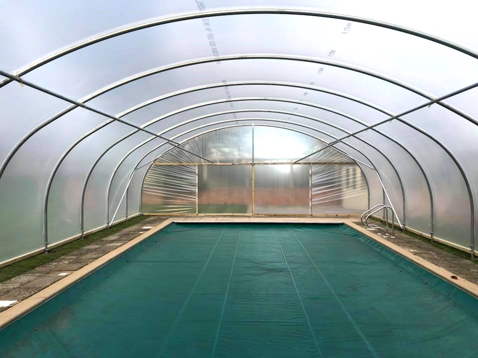 NatPolytunnels's tweet photo. New 30’ x 54’ Straight Sided Polytunnel to extend the Pool Season. If you interested in covering your own pool please call us on 01772 799200 #polytunnel #poolcover https://t.co/Fj9cjSCVtN