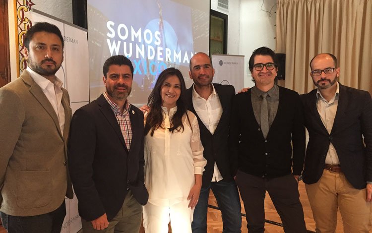 PRODUmercadeo's tweet photo. Alfredo García de @wundermanmx: 25 años para una agencia digital en #México no son cualquier cosa https://t.co/KWs6m2mNVp https://t.co/7FQxAxr5a2