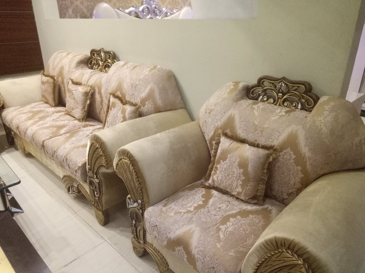 Aishaghaffar's tweet photo. CUSTOMIZED Modern sofa set on INSTALLMENT  details call 0331-976-2995 
Al Awal furniture &amp; Decor https://t.co/S2NeM0TO3m