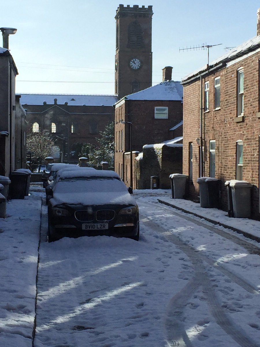 ChristChurchMac's tweet photo. Next @treaclemarket #Macclesfield Sun 17th December. In need of a quiet sit down? Check here for #ChristChurch opening hours &amp; @BarnabyFestival for musical fundraiser thx to @adshackleford https://t.co/5AdW0KY7gM