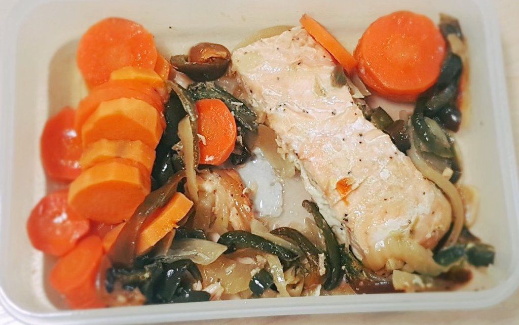 JayAhmed132's tweet photo. Keeping it healthy....

#lunch #healthyliving #JayManTrain https://t.co/V2lVU1dFIQ