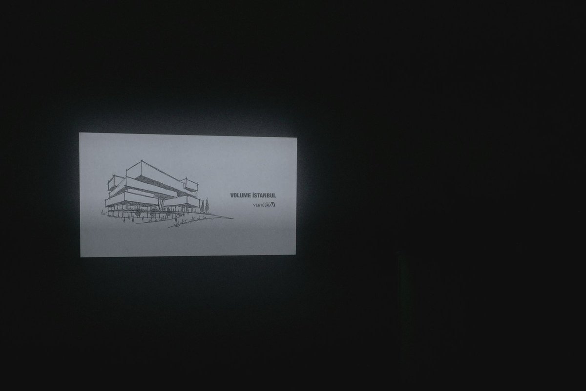 studiovertebra's tweet photo. Tasarladığımız Volume İstanbul projesiyle finalisti olduğumuz WAF / World Architecture Festival sunumundan kareler.
#WAF2017 #WorldArchitectureFestival #Berlin #StudioVertebra #VolumeIstanbul #WAF #festival #award  #architecture #design #office #workspace #ofis #mimarlık #tasarım https://t.co/DlIyjQm4y8