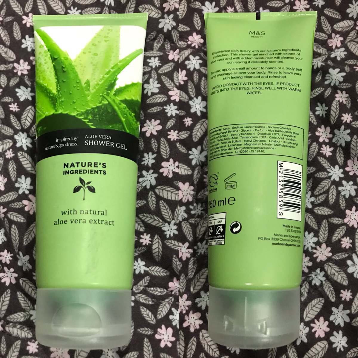 Princess_2522's tweet photo. รู้สึกผิดอ่ะ งั้นทวิตนี้ขอแจก Marks and spencer Aloe Vera shower gel ขนาด 250 ml. 1 รางวัลนะคะ จับรางวัลพรุ่งนี้ 28 พย. ตอน 2 ทุ่มนะคะ #MissUniverse #Thailand https://t.co/Y0fFmbs8l1