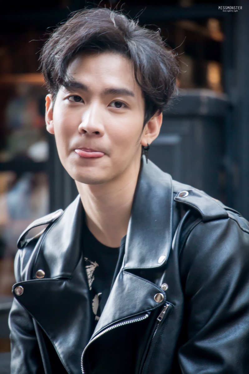 MissMonsterzz's tweet photo. หล่อจั��เฮ้ยยย!! 😳
@KiimMon #ขุณขิมมอญِ #Kimmon https://t.co/PFWoZmoJlQ
