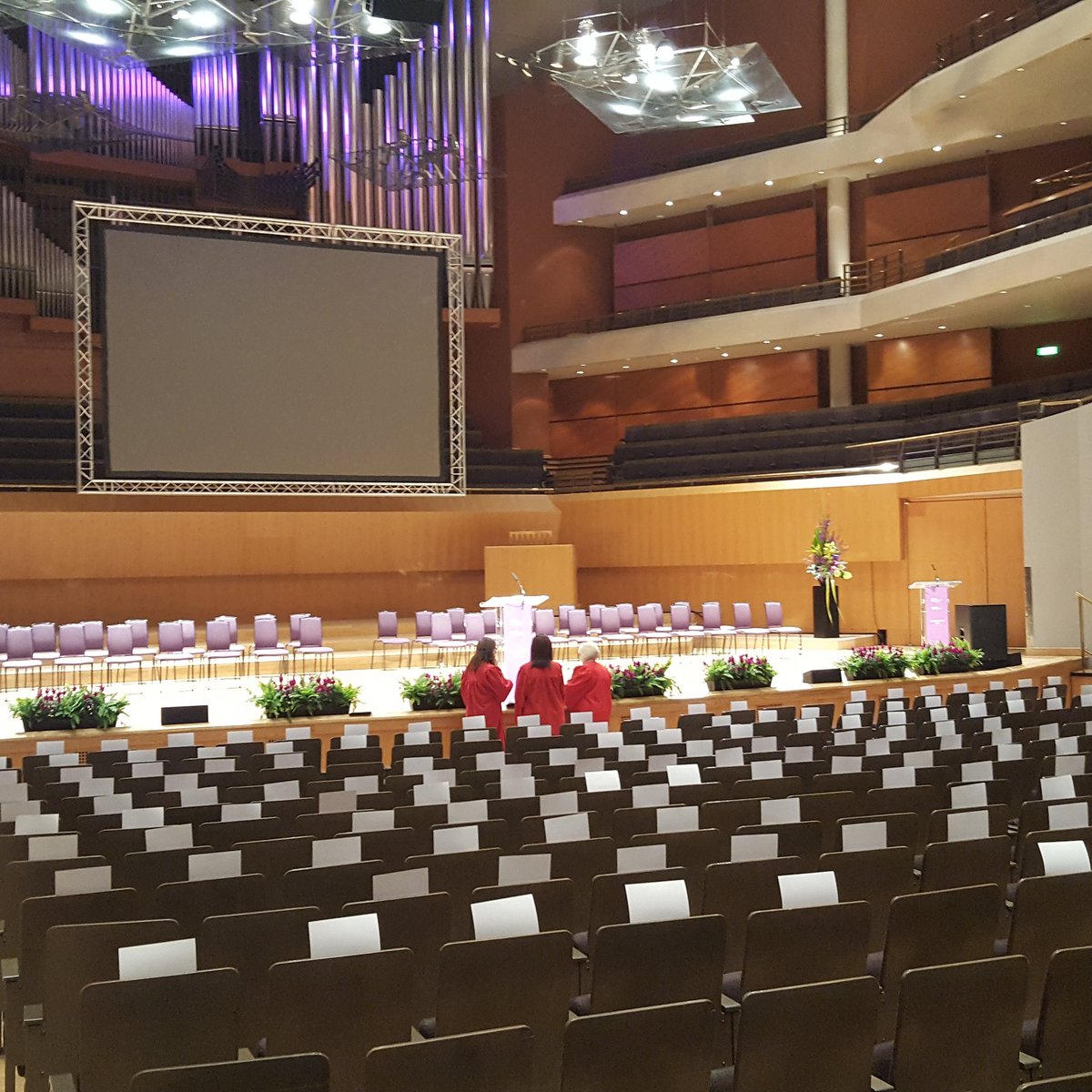 TheMcrCollege's tweet photo. All set for the afternoon graduation ceremony. Getting closer to celebration time! #tmcgrad2017 https://t.co/CN0mxlt9Zq