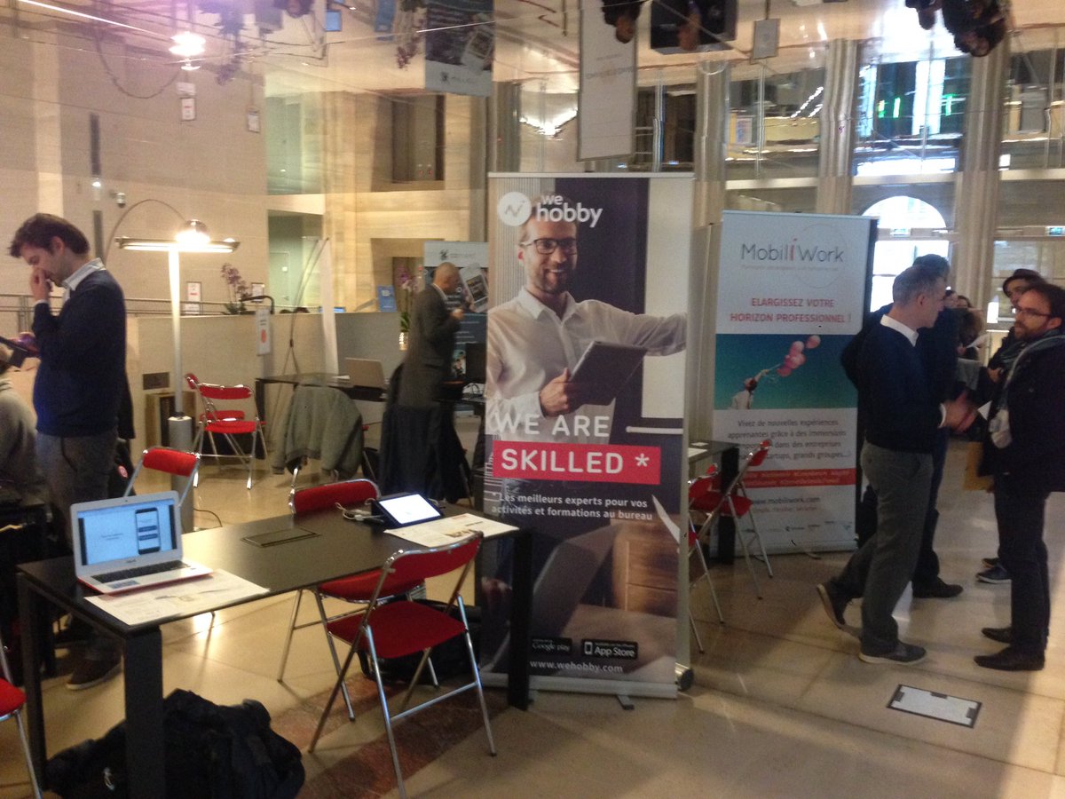 LucasPatricot's tweet photo. @_WeHobby est à la @banquedefrance pour le #lab des start-up #innovation2017 #QVT https://t.co/LVVoXXBPhS