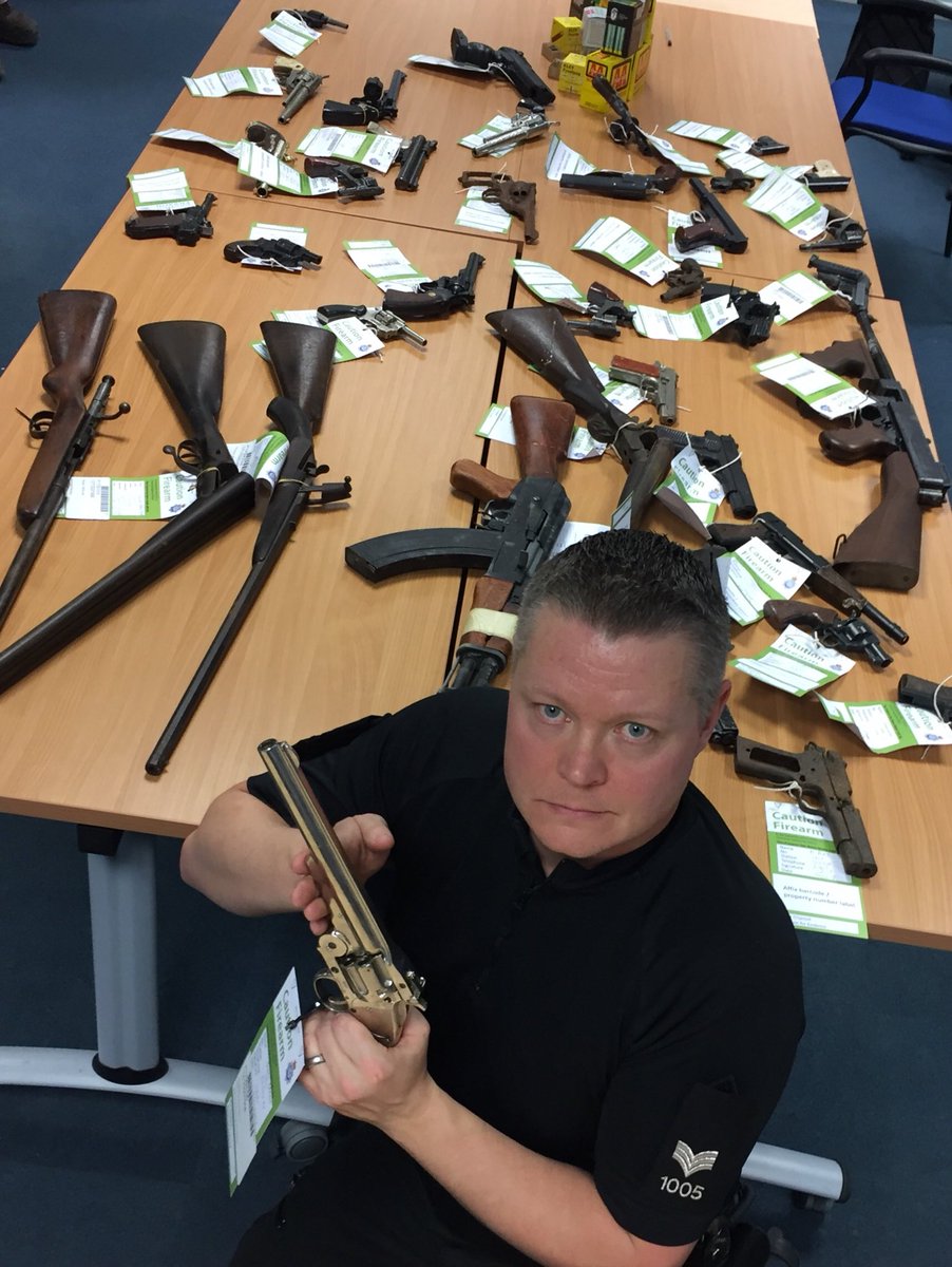 NYorksPolice's tweet photo. Thank you to everyone who handed in a weapon during our two-week surrender which ended yesterday - that’s 229 weapons safely off our streets!
For more details visit: https://t.co/aKnro3O3BJ
#WeaponSurrender #SaveALife https://t.co/eUyjCeYb8b