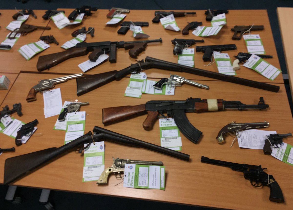 NYorksPolice's tweet photo. Thank you to everyone who handed in a weapon during our two-week surrender which ended yesterday - that’s 229 weapons safely off our streets!
For more details visit: https://t.co/aKnro3O3BJ
#WeaponSurrender #SaveALife https://t.co/eUyjCeYb8b