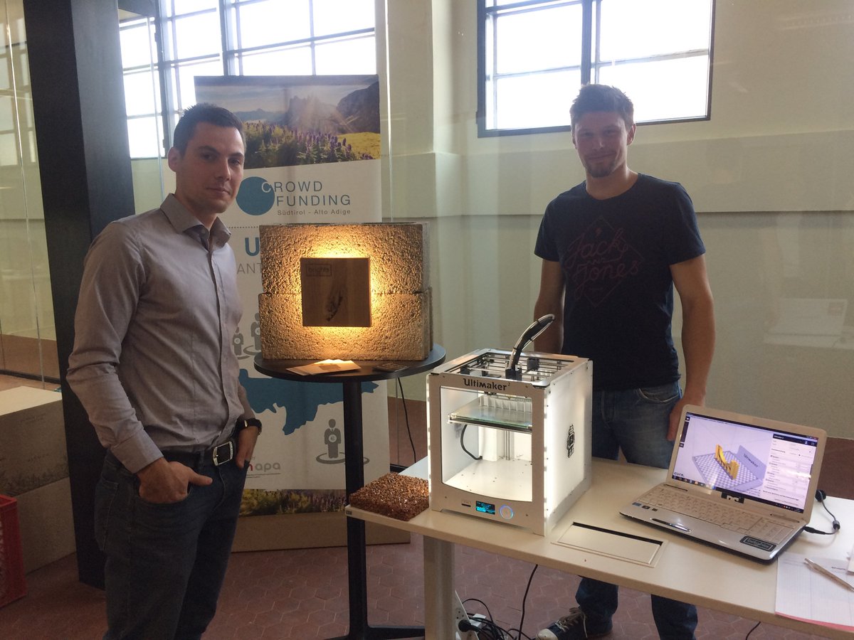 Kennt ihr schon das #Crowdfunding #Projekt von Jonas und Andreas? 🌟In diesem kurzen Video stellen sie es vor: goo.gl/ediu32

Conoscete già gli #imprenditori del #Renon Jonas e Andreas ed il loro #progetto? 🌟Si presentano in questo breve video: goo.gl/eKQbLm