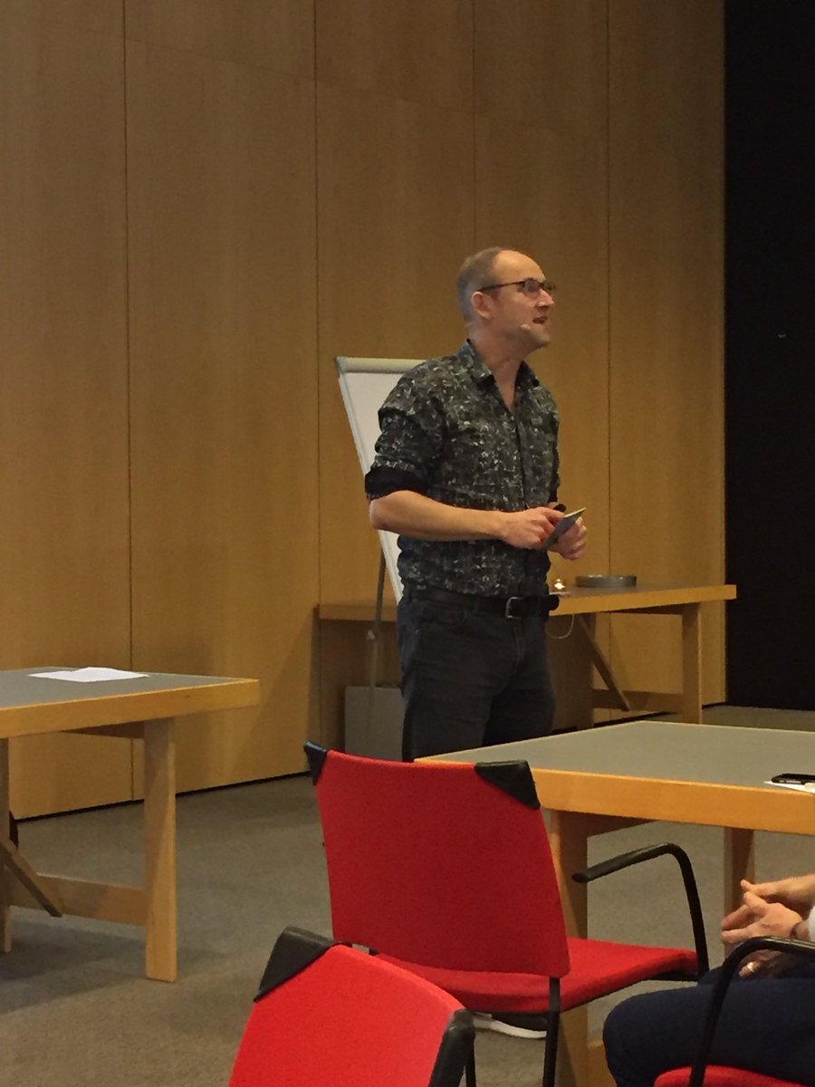 SimoneNanna's tweet photo. Lektor i ledelse på DTU, Sverri Hammer: “Den bedste bog om strategi der er skrevet herhjemme? Det må være ‘Rasmus Klump farer vild’ #AM2017 #dkledelse https://t.co/HeOCpu3lwP
