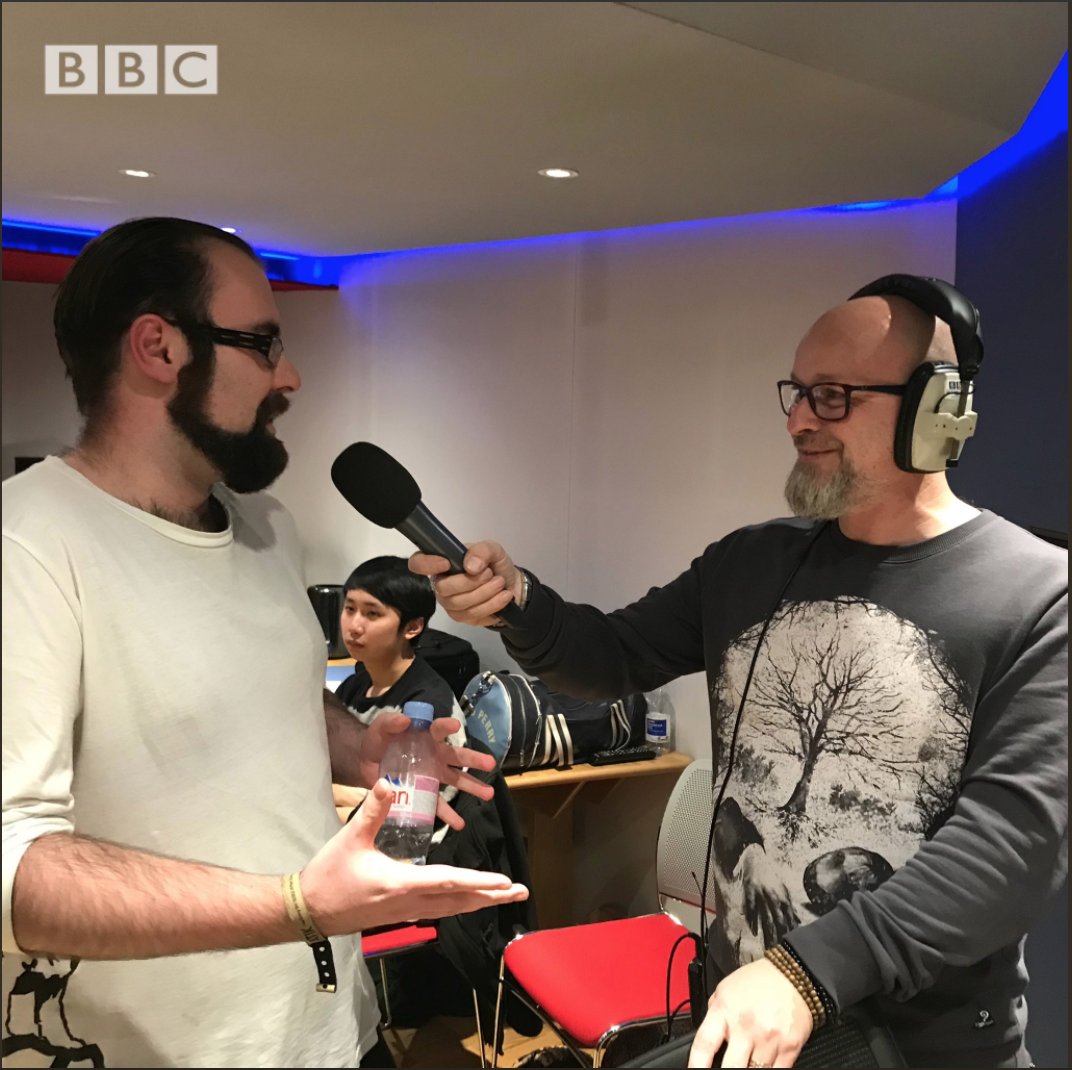 ElementKb's tweet image. 5 Not only announced the release of this new single @KaizzaB also took part in a short interview with @alanraw on @BBCIntroHumber live at @UniOfHull and gave Walls &amp;amp; Mirrors it's debut play on the show, catch the interview and song on the iPlayer: bbc.co.uk/programmes/p05…