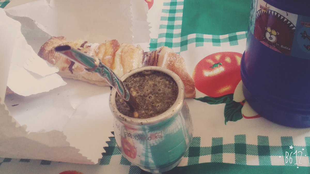 MauroMen12's tweet photo. #arrancando_la_semana Lunes https://t.co/Lre8UdVHmE
