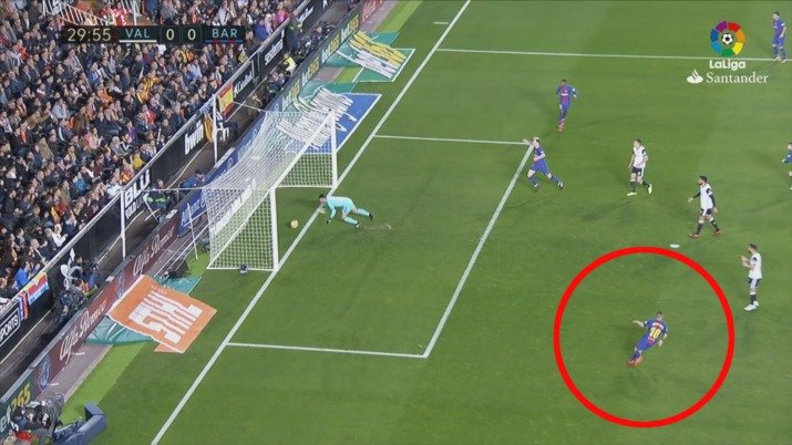marca's tweet photo. La 'mentirijilla' de Jordi Alba sobre el gol de Messi: "Yo lo vi desde mediocampo..." https://t.co/pQFOYlOI8s https://t.co/vf2vCyTOwO