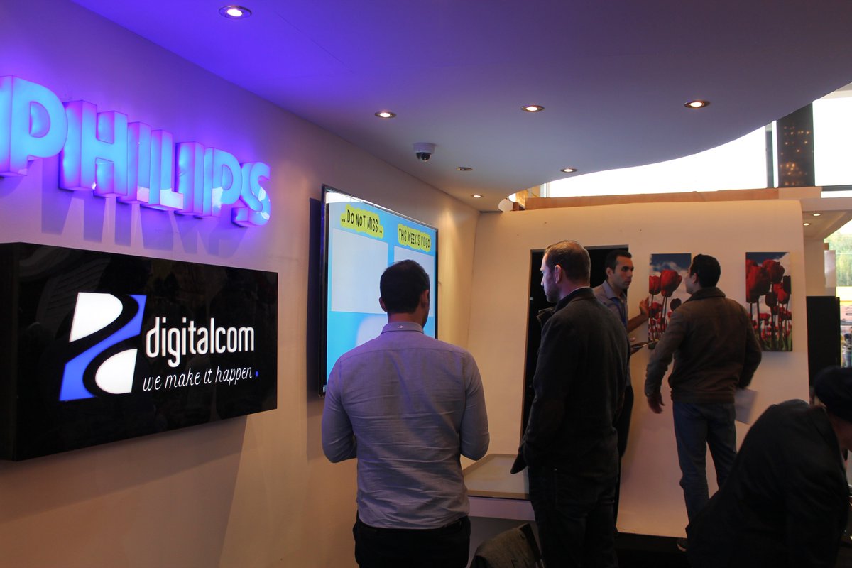 DigitalComEG tweet picture