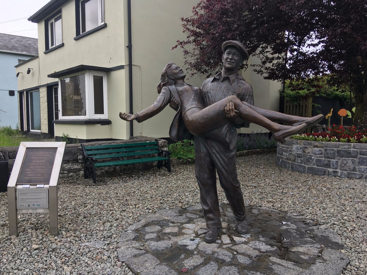 marteenlane's tweet photo. Must See Irish Films https://t.co/o8v5I13o2N ☘️ #ireland #film #movie #irishfilms #irishmovies #filmtourism #culture #heritage #culturalheritage #irishheritage #irishfilmheritage #travel #ttot #travelwriter #tourguide #theemeraldisle #parttimetraveller https://t.co/rm8CzmrkQb