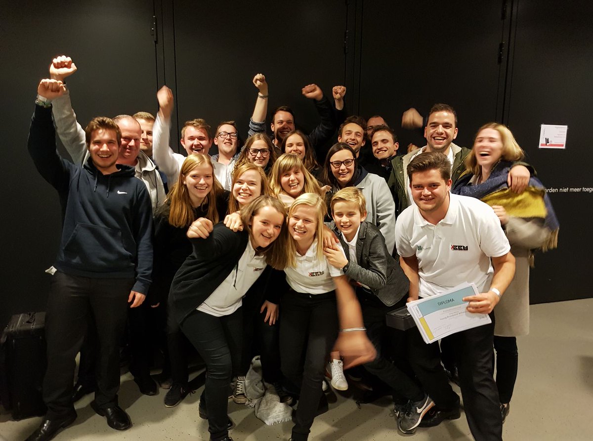 YBBWillebroek's tweet photo. 2017 Belgian Champions in 3rd Division with 92,5%! ❤️ Congrats to Mercator, Dender and United Brass Band with their performances! #bbk17 https://t.co/N1dbbUDNJc