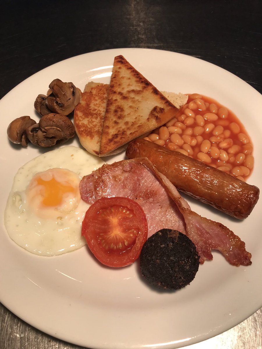 WeeJoes's tweet photo. Wee Joes Fry with Beans??? https://t.co/kLE5CUuDF5