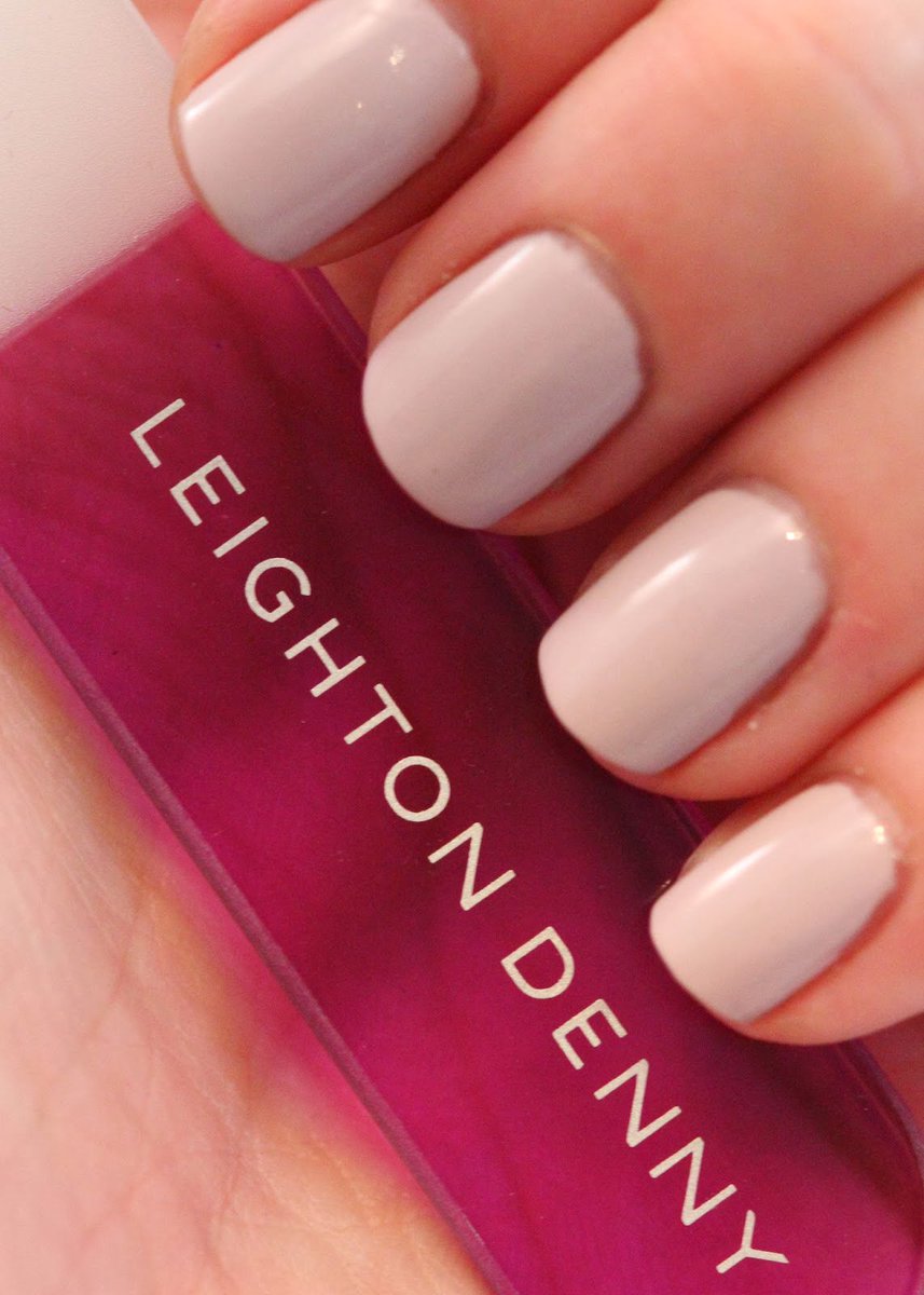 #offers this week for our #Amazing #Longelity nails long lasting #Healthy nails 
Hand and feet for £35 book now to avoid disappointment