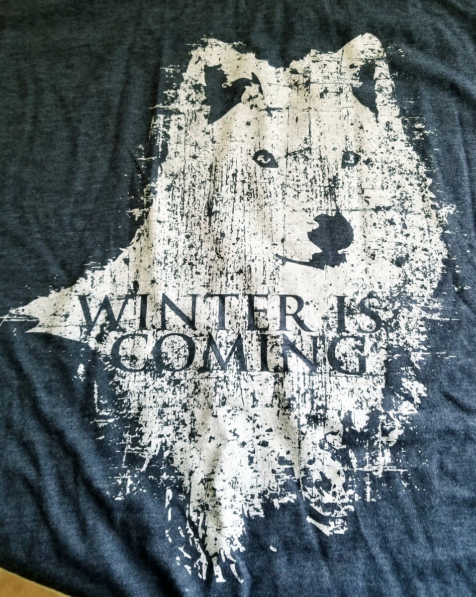 ScribalReverie's tweet photo. I love that my place of employment maintains a sense of humor. Rocking this shirt today while I get swarmed by the masses!

#Wayfair #wayfam #GameOfDeals #CyberMonday #WeHaveWhatYouNeed #ExceptDragonglass #FreshOut #SendHelp https://t.co/ZV7iuQMwX7