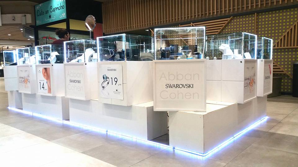 AbbanCohen's tweet photo. Conoce nuestros Stands ubicados en @cclosvalles y en el @ccelbulevar  ¡Te esperamos! 

#pendientes #conjuntos #colgantes #relojes https://t.co/Ku6kVUihV3