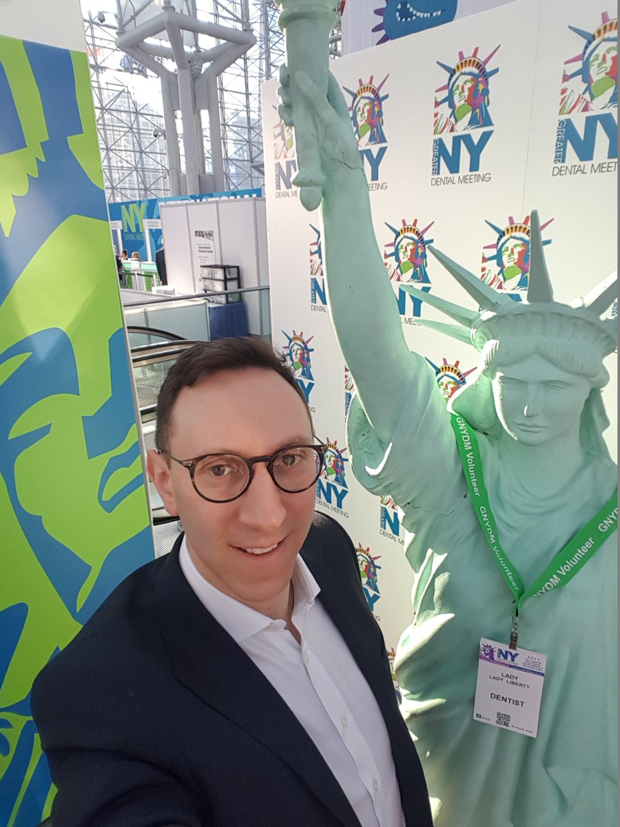 AstekInnovation's tweet photo. Look who we bumped into at @GNYDM . Looking forward to a great day #GNYDM https://t.co/UxtK9RQkKU