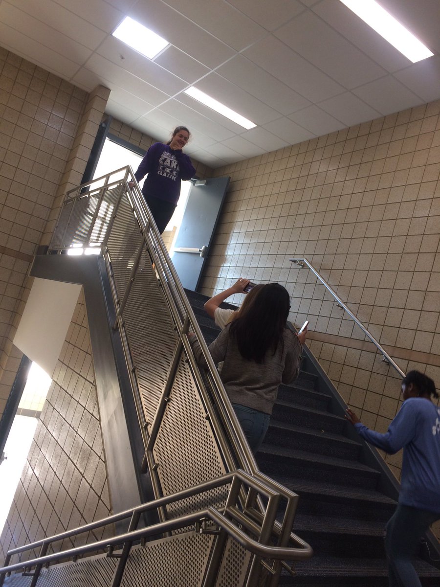 ZMOKY4PRES's tweet photo. In the progress of making our commercial #ZMOKYStrong #WorkHardPlayHard 💪🏼👏🏼✨ https://t.co/7FtA6K9VPs