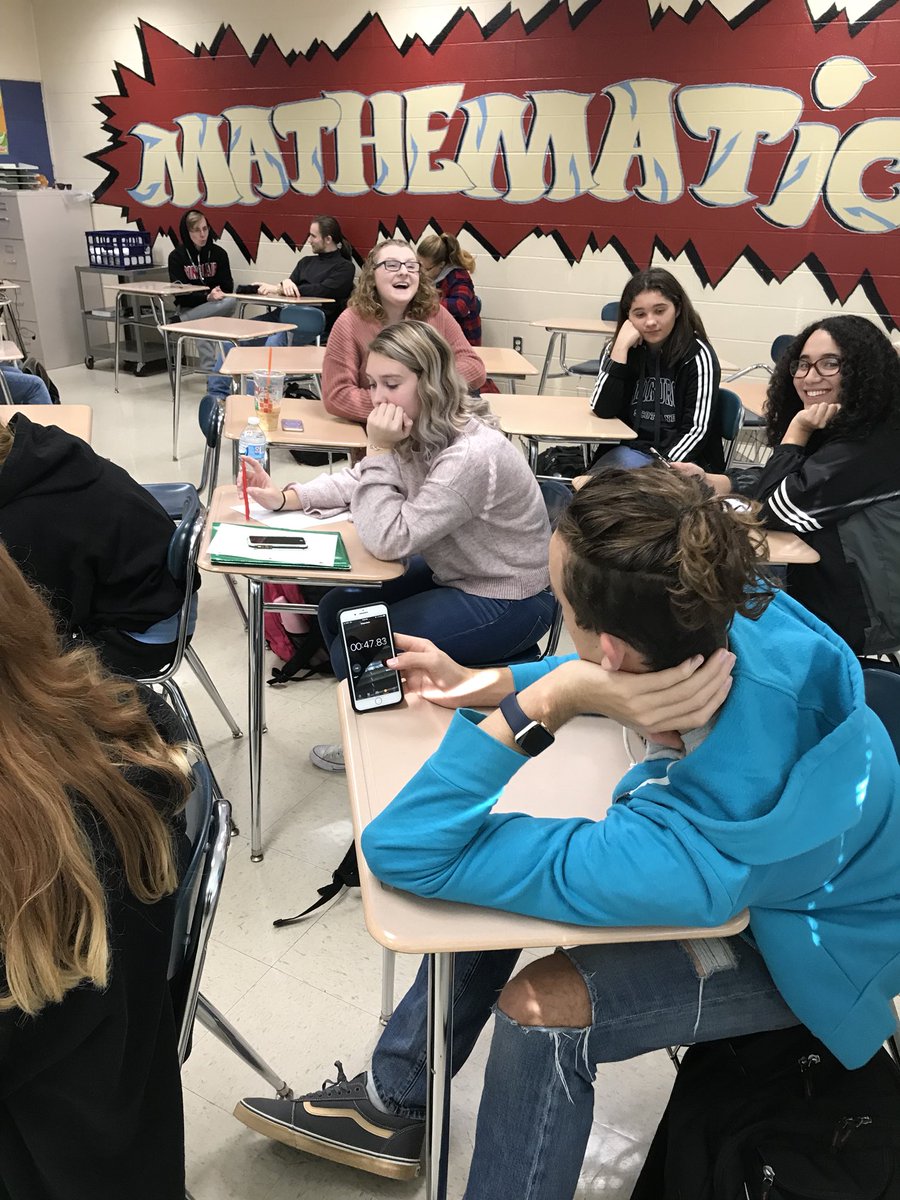B2mathKFHS's tweet photo. Guessing how long a minute is and applying it to normal distributions. #mathrulz #WeAreFirebirds https://t.co/Jd4RKLC9ag