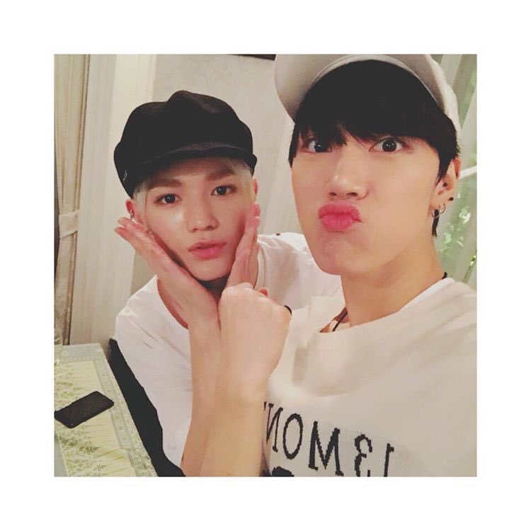 _LT01NCTB's tweet photo. 今日はありがとうございました！またね
#NCT #NCT127 #TAEYONG with #TEN #estPLAYbingsuTAEYONG_TEN / NCT127 Official instagram 171127
https://t.co/dgvOeHyYh2
