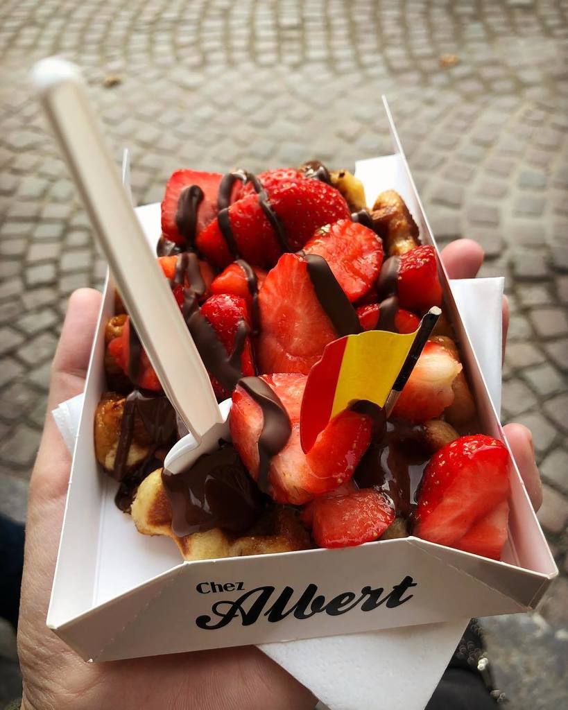natravelblog's tweet photo. Missing Belgian waffles pretty bad right now... definitely the best kind of breakfast 😍
•
•
•
•
#waffles #belgianwaffle #strawberry #chocolate #foodie #foodporn #foodpics #healthy #notsomuch #yum #chezalbert #bruges #brugge #belgium #breakfast #igtravel #instatravel #tra… https://t.co/dhT6ARdm1A