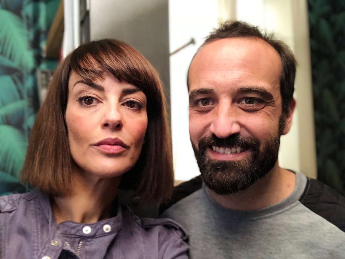 VEGAOFICIAL's tweet photo. Seguimos con la sesion de fotos...  ☺️ https://t.co/sqPHXHP7bD