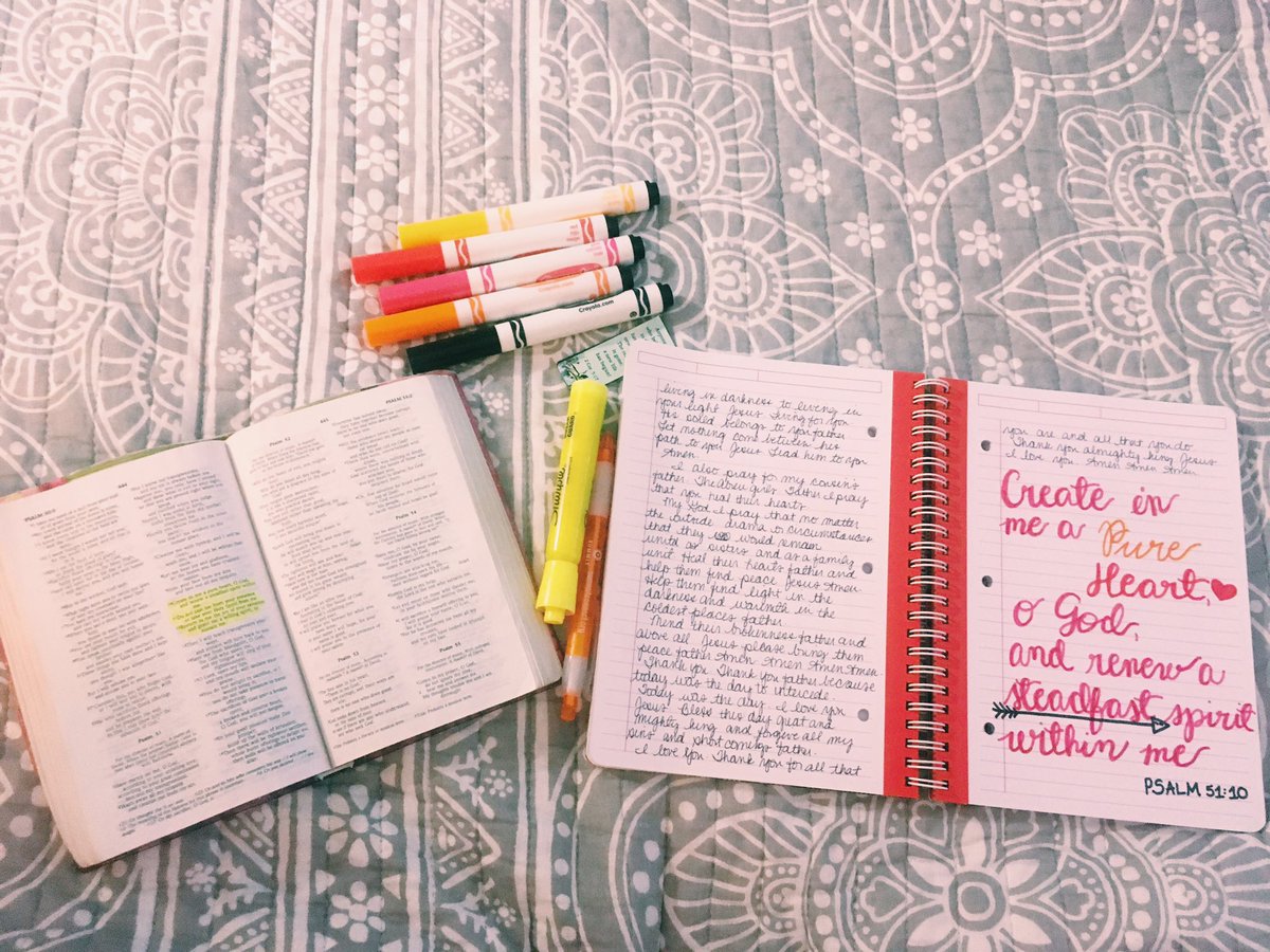 amanda7g's tweet photo. Hand lettering has recently become both a tool for creative expression in my quiet time as well as a space to help me memorize verses. I praise God for the arts in spiritual expression #handlettering #butfirstprayer #amateur #workinprogress https://t.co/7Aj9DsVj28