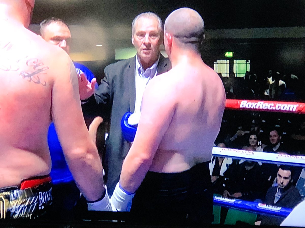 Dan_Graham27's tweet photo. @BritishWarriors @MoPrior and @HellraiserBox @Mickey_Helliet show on KOTV boxing weekly channel 4 last night. And me ! https://t.co/wErrtcI87E