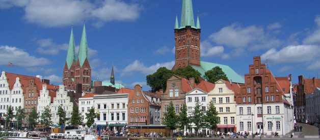 nstudyingermany's tweet photo. #University of #Lübeck
In 1973, the University of Lübeck #became an independent scientific institution in the #state of #Schleswig-Holstein. We offer undergraduate degree programs in #medicine, #computer #science, #engineering, and #natural #sciences. 

https://t.co/VEMmfBms7m https://t.co/8gnQKJpypm