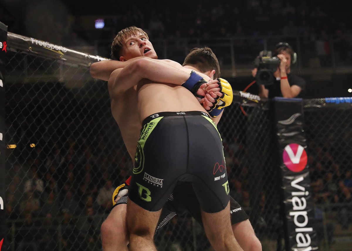 CageWarriors's tweet photo. Follow these shots for the fight ending sequence that saw @jackshoremma pick up his 7th finish this weekend at #CW89. π
What's next for the People's Prince? https://t.co/od1fMqpuqW
