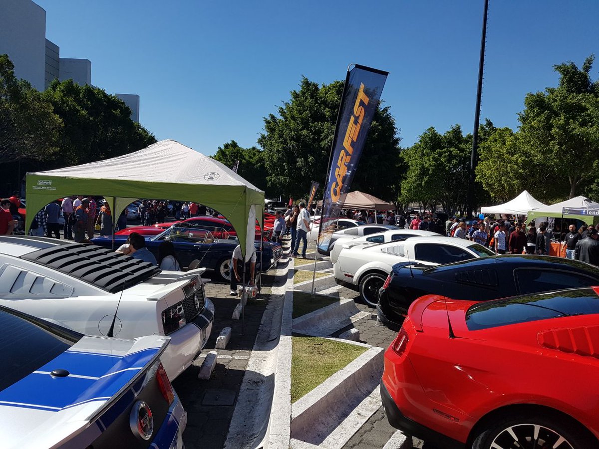 FNCM_Mx's tweet photo. #MustangFest 2017 https://t.co/IXSF4P2Omw