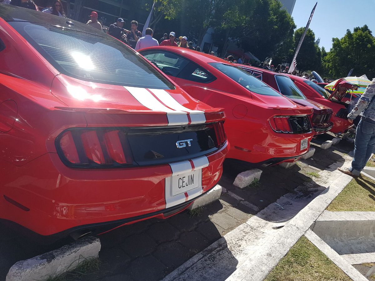 FNCM_Mx's tweet photo. #MustangFest 2017 https://t.co/IXSF4P2Omw