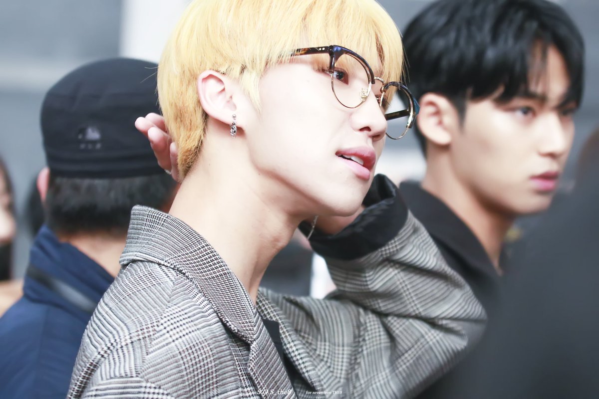 xpcyeon's tweet image. MEUS SINCEROS VAI SE FUDER XU MINGHAO ME ARRASA MENOS