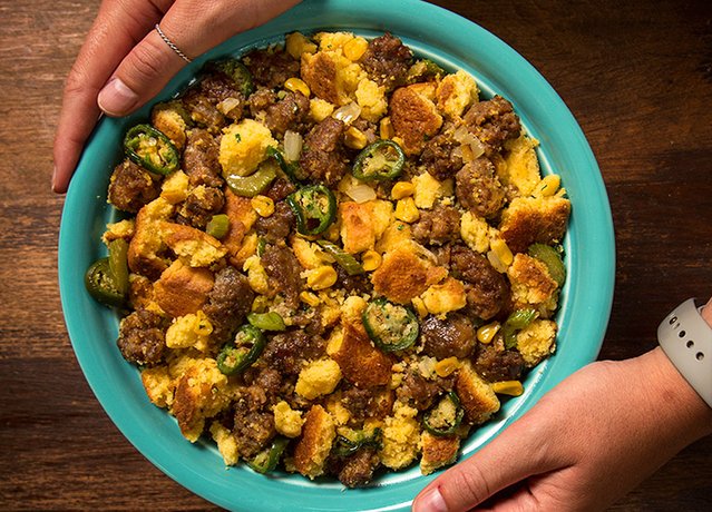 DeronPoisson's tweet photo. Kick your stuffing game up a notch this Thanksgiving with this Spicy Jalapeno and Cheddar Cornbread stuffing https://t.co/wwYSixN1zW #JVLWay https://t.co/2Mmro1fcnb