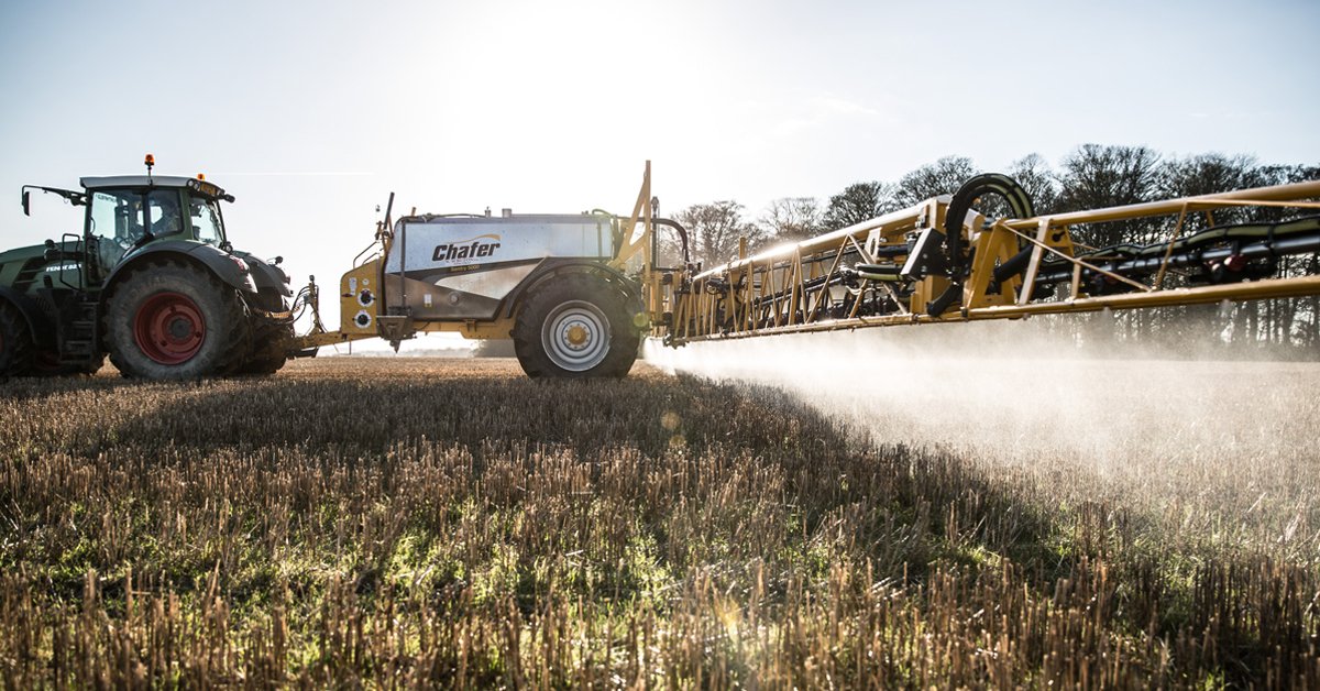 foodwatchfr's tweet photo. #Glyphosate : un scandaleux sursis de 5 ans accordé à Monsanto &amp; Co qui scandalise @genefutures @laliguecancer @foodwatch_fr. Notre CP : https://t.co/XxdU0ZmA8E https://t.co/J8eVoarKqF