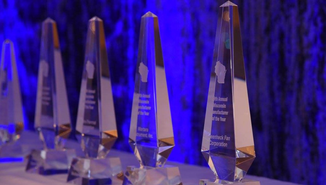 wimoty's tweet photo. Manufacturers contribute to the vibrancy of Wisconsin and our communities through good business practices, innovative processes, safe work environments and productivity enhancements. Prove your business is doing what it takes! https://t.co/pHQN0VkCca #WMOTY #WIMfg #manufacturing https://t.co/dcK6fx2182