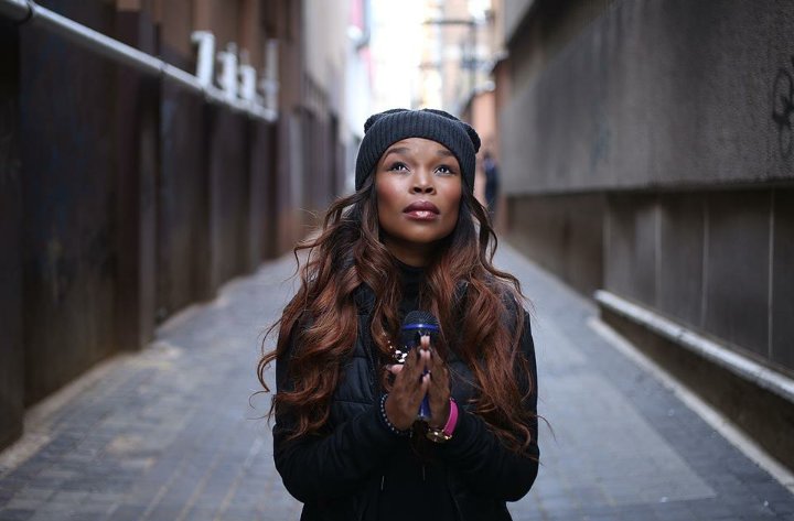 mbali_ndlela's tweet photo. I pray that Fifi Cooper does so well in life &amp; one day has to bail out Ambitiouz &amp; buy it...then change its name to Fifi Cooper Entertainment. https://t.co/X9r9r6Zepd