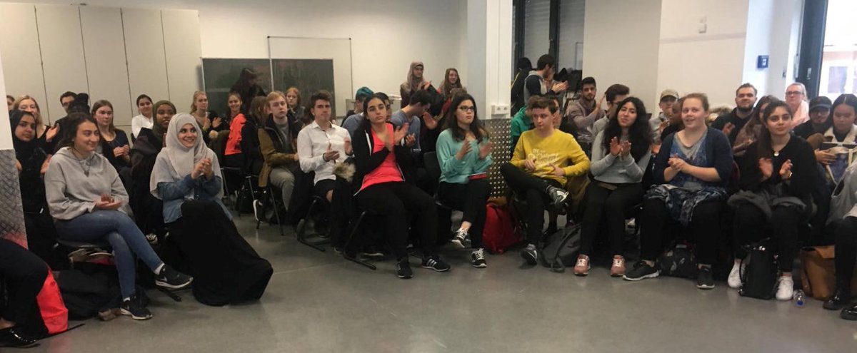 Aeternity Blockchain More Than 100 Students From Rudolf Koch Schule In Offenbach Germany Learnt About The Future Of Decentralized Education Based On Scalable Blockchain Systems Well Done To Nikola From The Aeternity