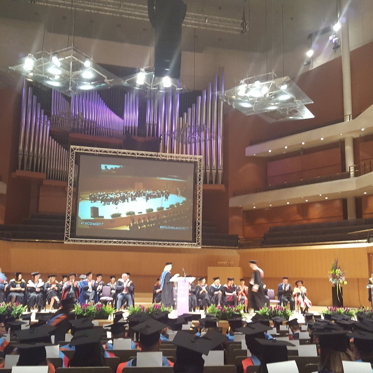 TheMcrCollege's tweet photo. Our TMC graduates are now taking to the stage to be congratulated on their achievements. #tmcgrad2017 https://t.co/AmEo5pRXRD