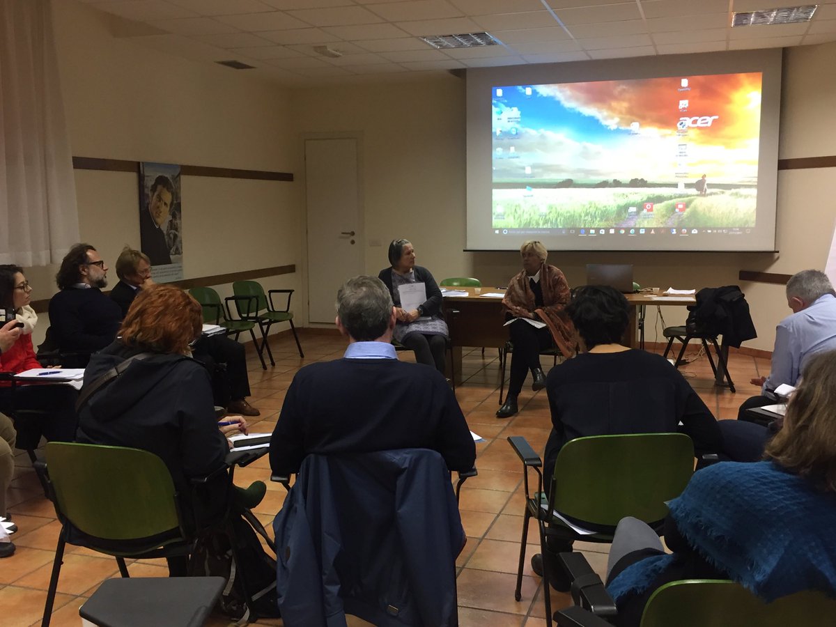 FergusCraddock's tweet photo. Julie and Alex from @RinovaLtd feeding back on London Ep DeM Lab experience at Rome conference #epdemlabs @DNWApartnership @EUErasmusPlus https://t.co/PrnJU5tlS6